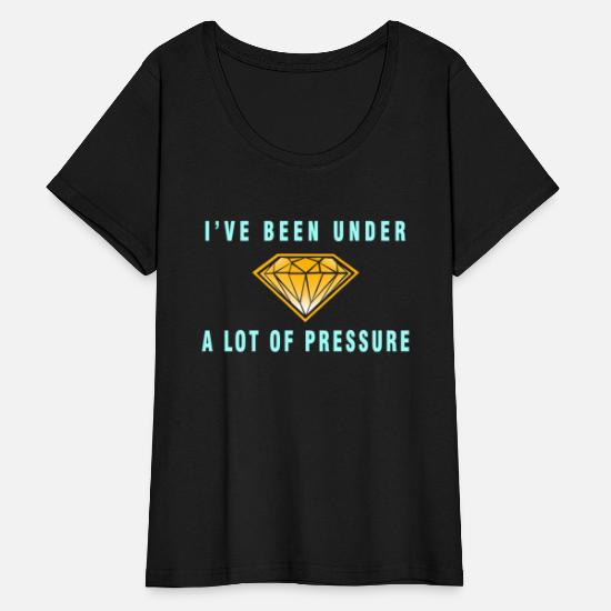 Jewelry Maker Gift Jewelry Maker Women's Plus Size T-Shirt